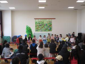 歌「明日は晴れる」