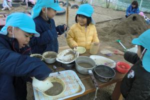 3歳児お料理作り