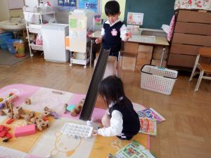 佐保幼稚園　いちご組で遊んだよ2