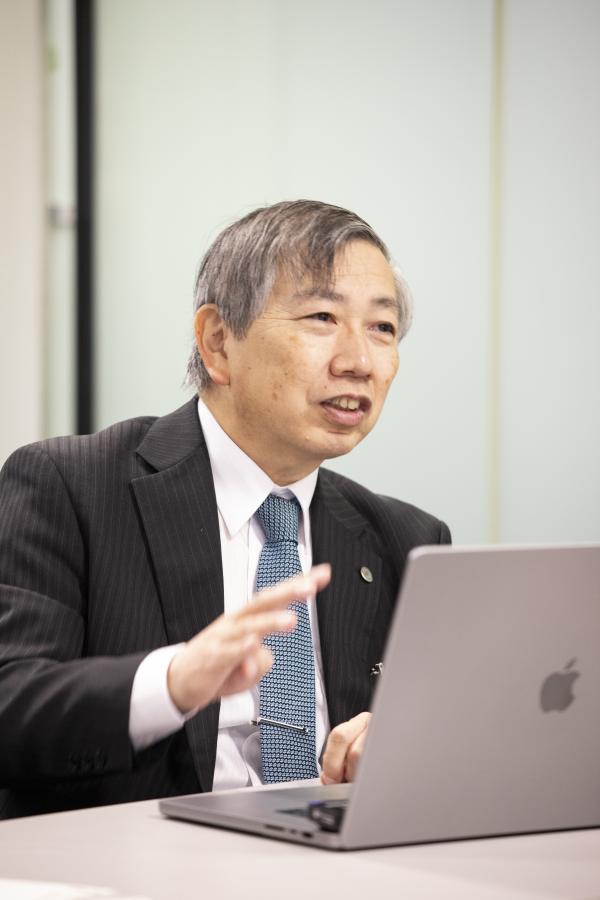 加藤副学長