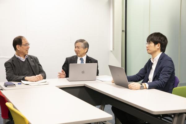 奈良先端科学技術大学院大学院インタビュー風景