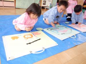 佐保幼稚園　絵具１