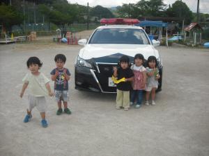 パトカーと記念撮影
