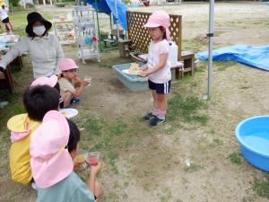 佐保幼稚園　レストラン　話し合い