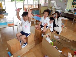 佐保幼稚園　遊びの様子