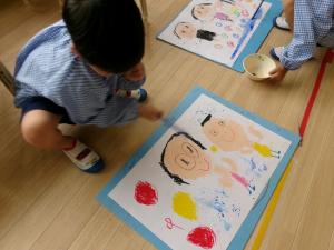 絵の具をとばしたよ