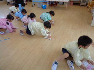 3歳児大掃除４