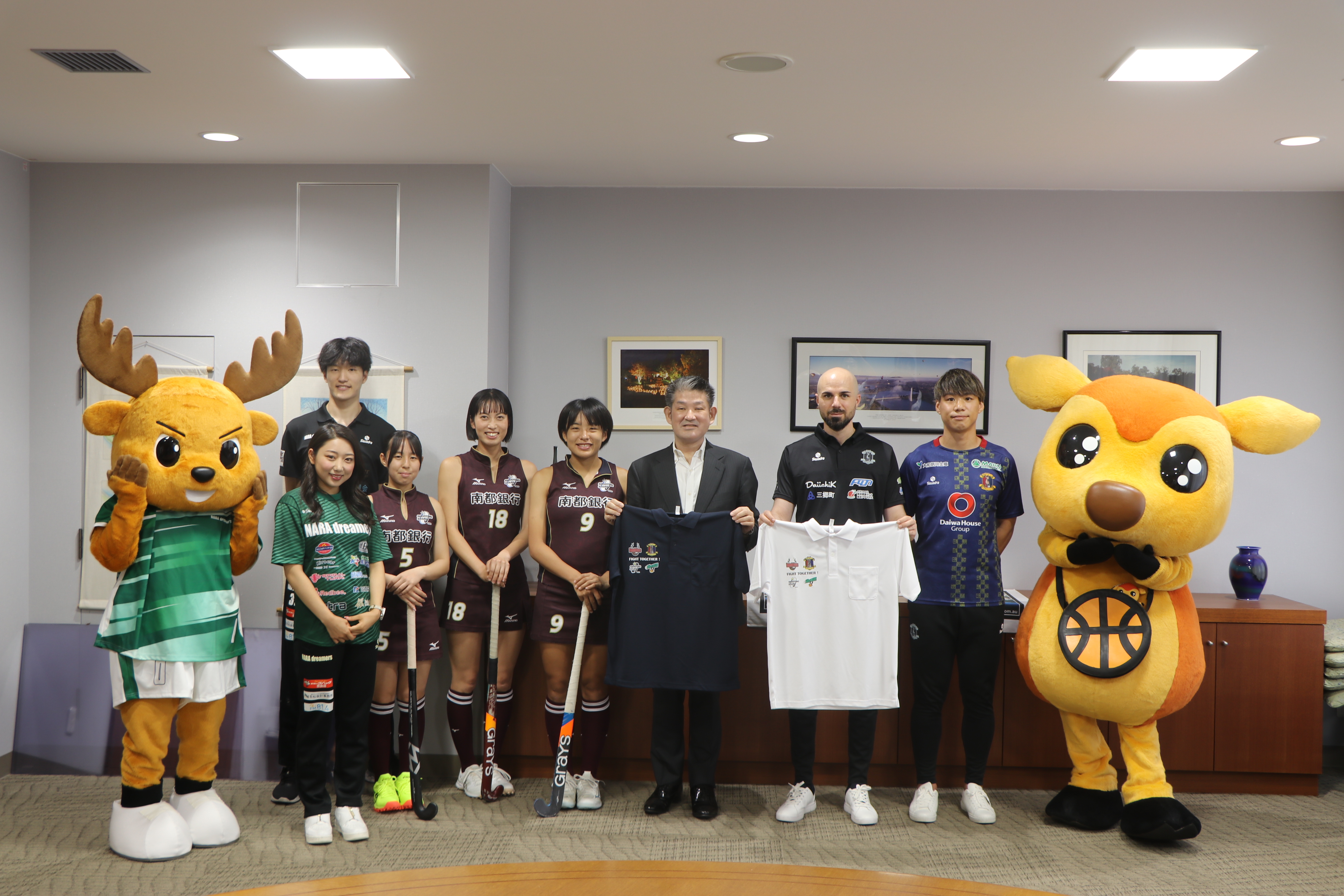 TopSportsCity 奈良 パートナーチーム応援ポロシャツ受け渡し式
