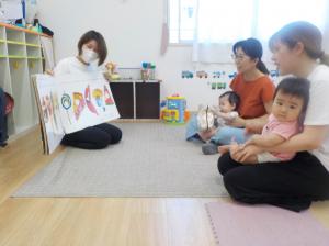 ０歳児はらぺこあおむし