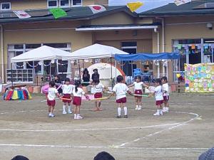 4歳ダンス1