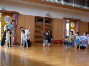 2歳児リトミックが始まりました