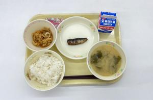 9月2日防災の日献立【ご飯・牛乳・いわしのかんろに・切り干し大根の煮つけ・じゃがいものみそ汁・奈良のはちみつ大豆】