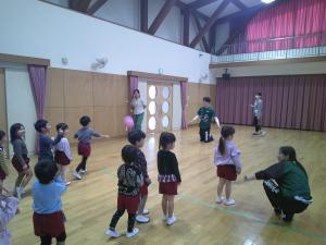 3,4歳児キャッチボール