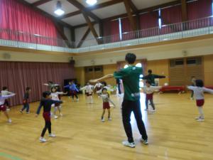 5歳児バレーの体操
