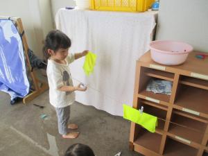 洗濯ごっこ