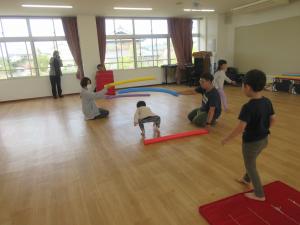４歳児の体当たり