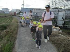 散歩に出発！
