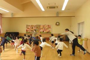 ひこうき　体を動かして遊ぼう
