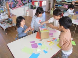 楽器入れの箱をつくっています