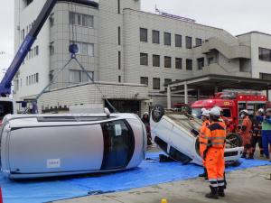 レッカー事業者を要請