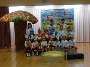 おはなし遊びの3歳児集合