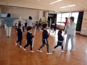 佐保幼　わらべうた遊ぼう3