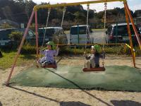 ブランコ大好き３歳児