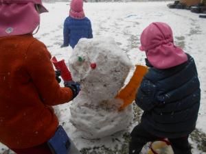 5歳児の雪だるま