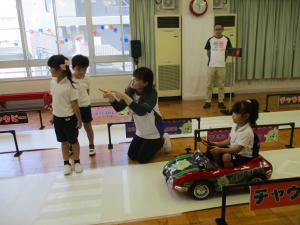 交通安全教室でゴーカートにも乗せてもらいました