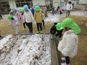 畑にも雪が積もっていたよ