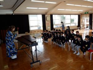 佐保幼　あのねの会　マリンバ演奏