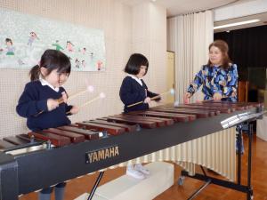 佐保幼　あのねの会　マリンバ演奏2