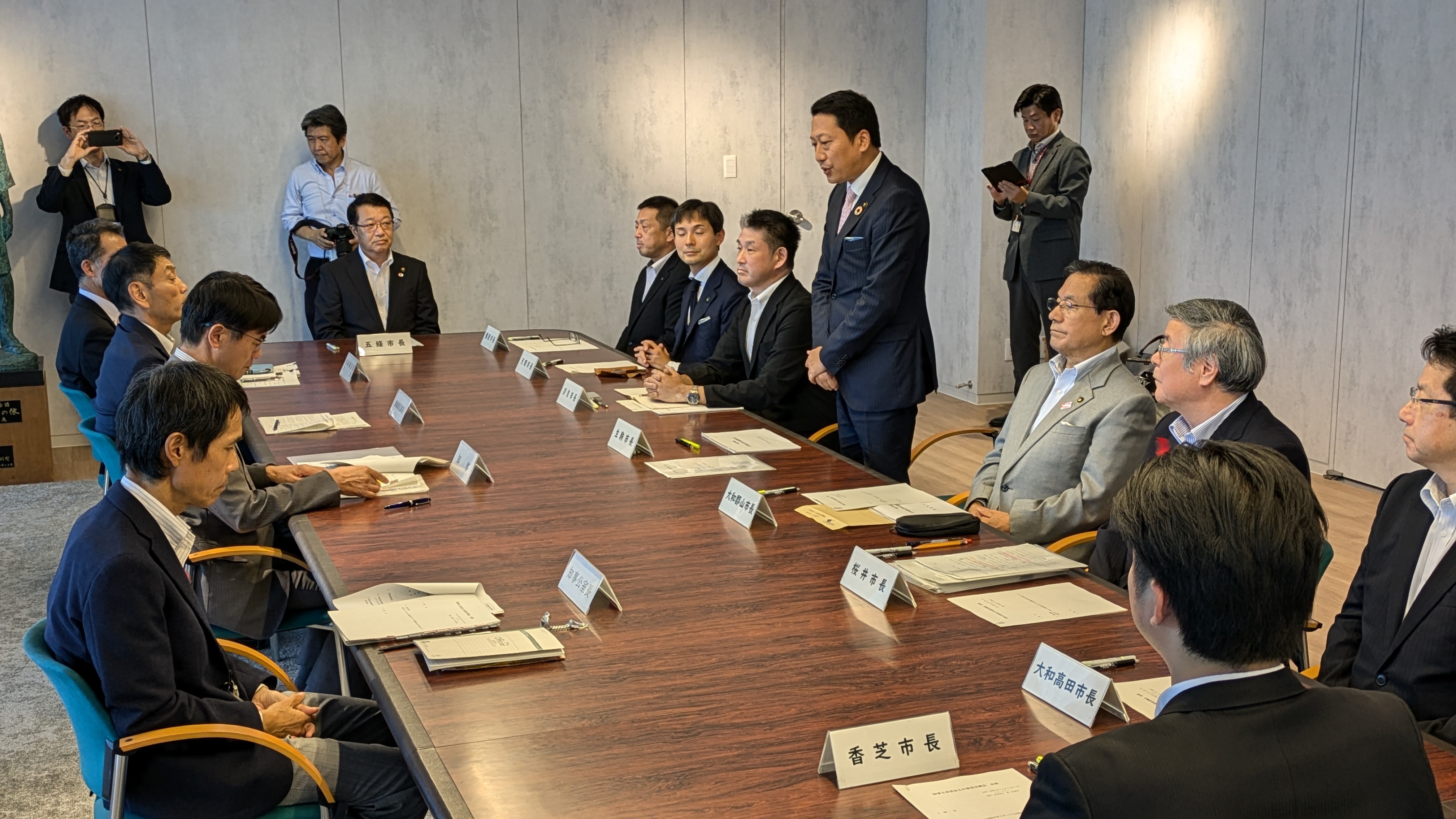 奈良県知事と奈良県市長会の意見交換会