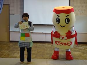 ヤクルトマン登場です