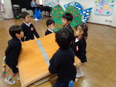 運ぶ