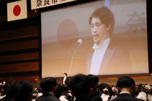国歌斉唱