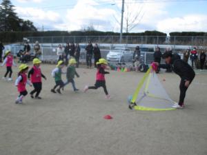 サッカー３
