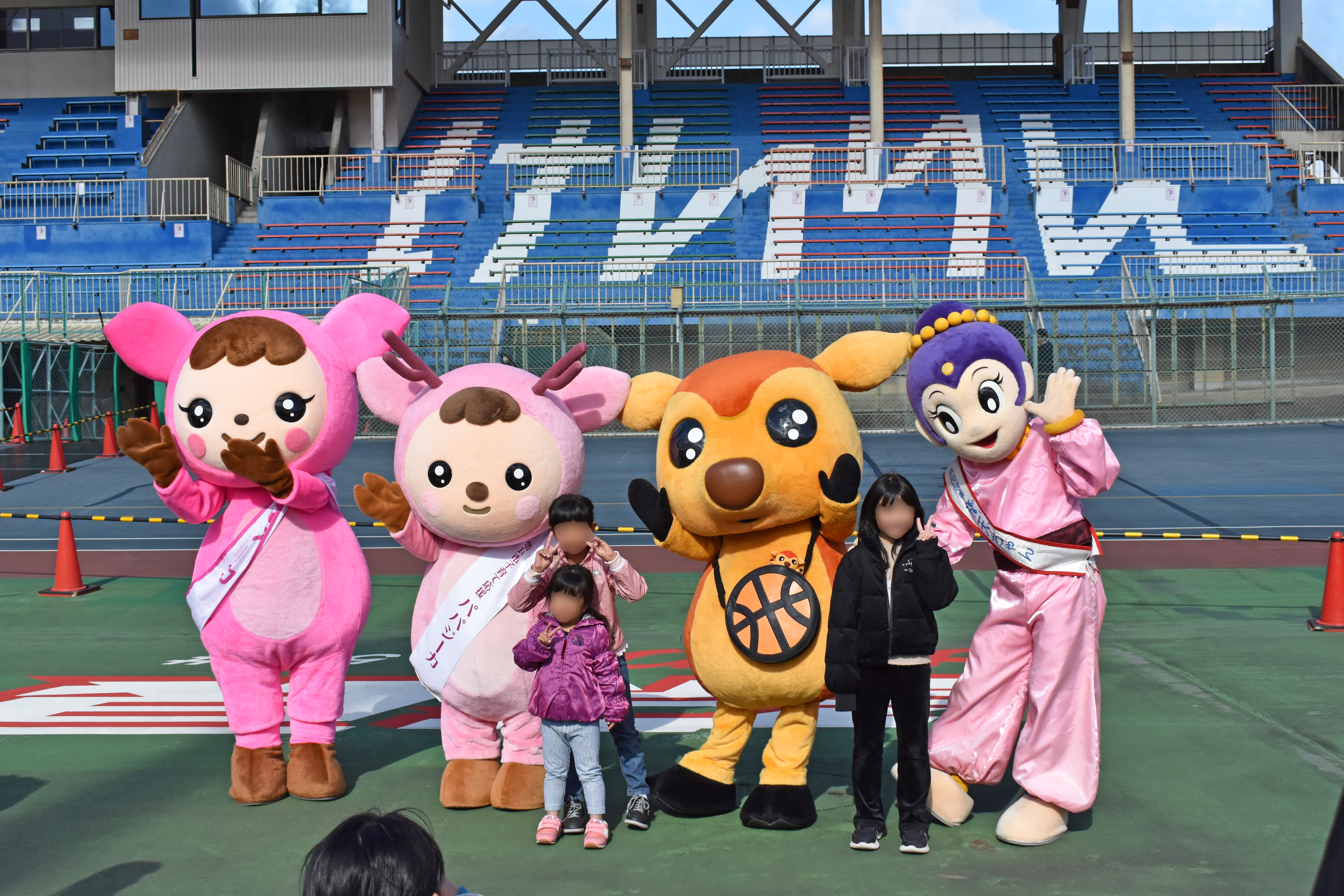 飛天ちゃん・バンビシャス