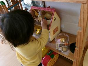 ０歳児　ままごと