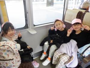 電車の中