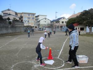 簡単なゲームをしています