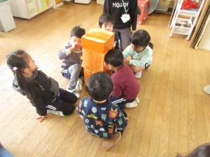 大きくなった積み木