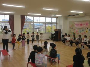 ３歳児のダンス