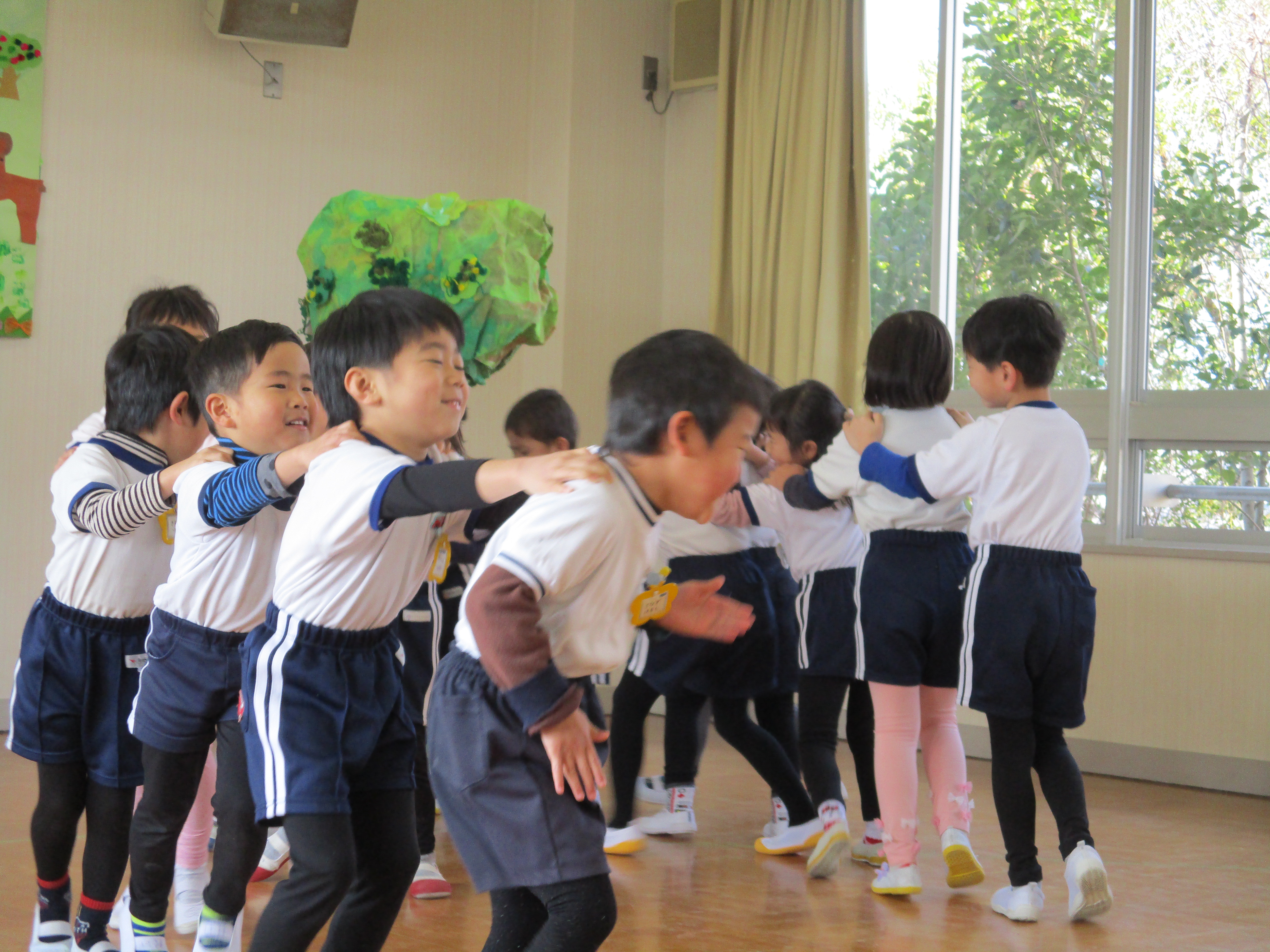 4歳児　ひまわぐみ　「ともだちや」の画像2