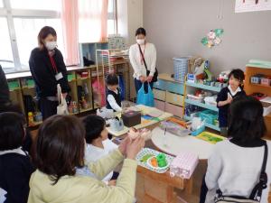 佐保幼　参観　遊びの様子