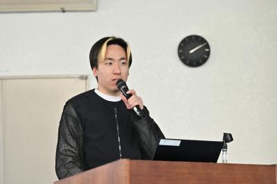 やるかやらんか