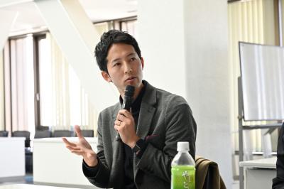 椿野さん