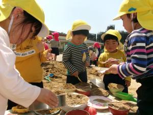 ３歳園庭探索6