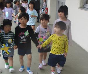 新入園児迎える会帰り4