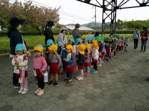 みんなで上手に並んでいます